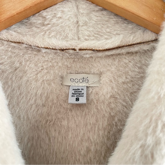 Ecote Urban Outfitters Brown and Cream Faux Shearling Vest - Picture 3 of 12